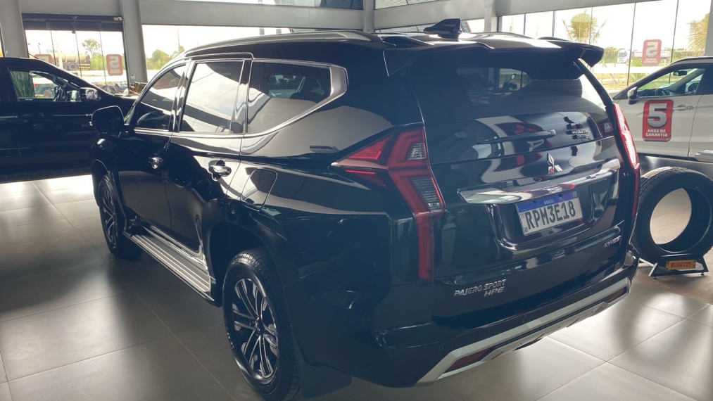 pajero sport hpe