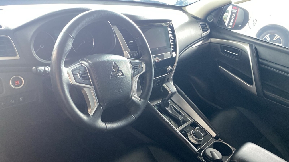 pajero sport hpe