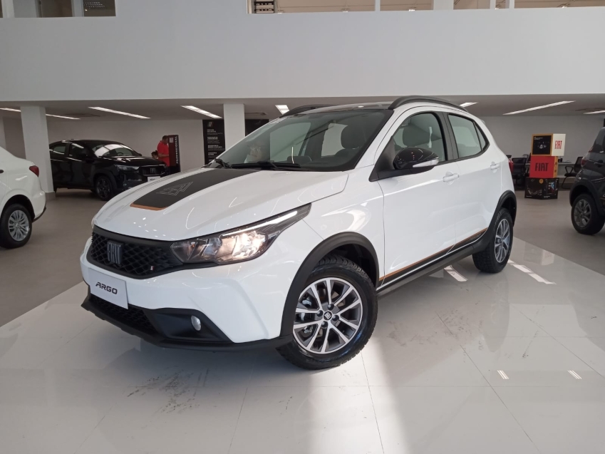 fiat argo 1.3 trekking flex 4p manual 2024