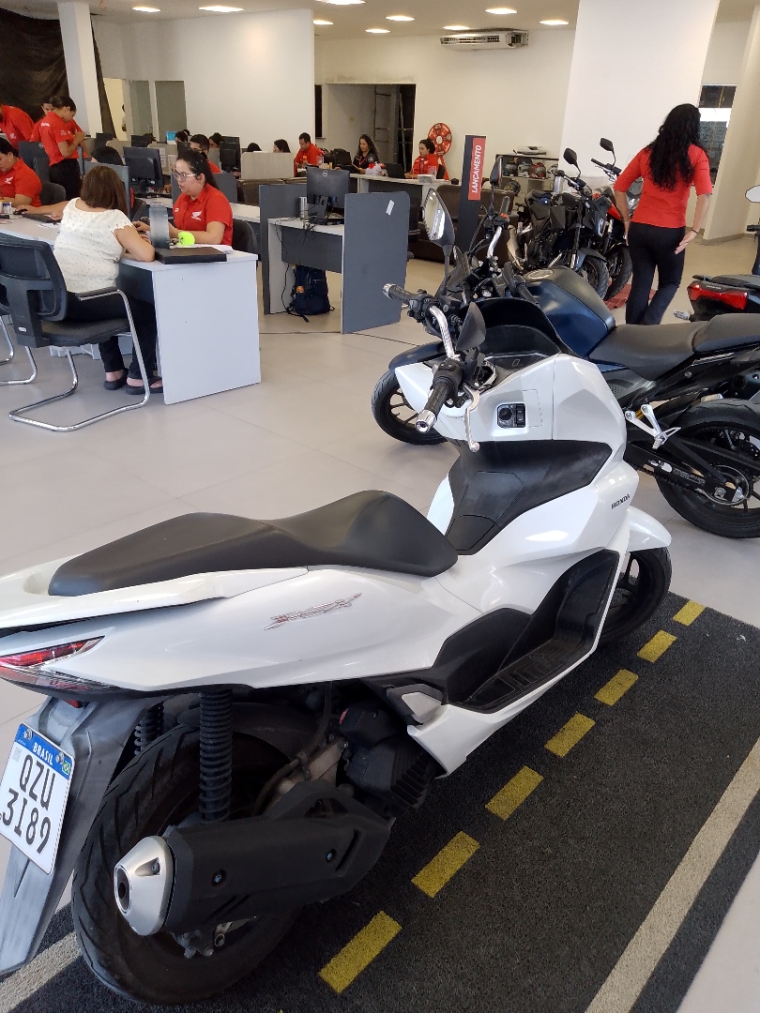 honda pcx 160 abs 156 gasolina automatico 2024