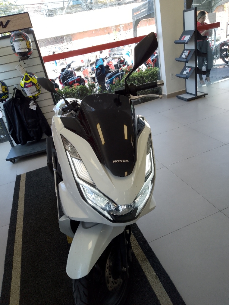honda pcx 160 abs 156 gasolina automatico 2024