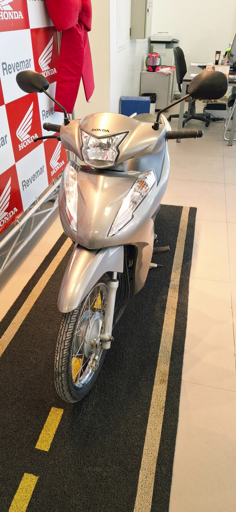 honda biz 110i 109 gasolina semiautomatico 2024