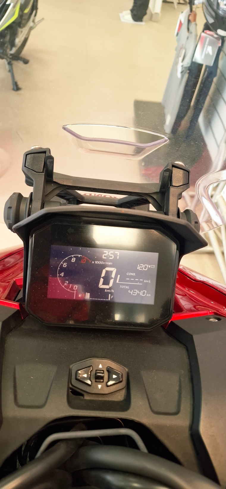 honda adv  160 156 gasolina automatico 20252