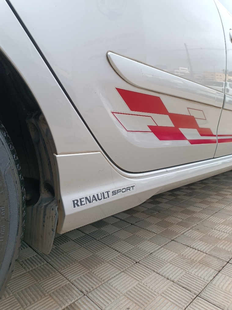 renault sandero 2.0 16v hi-flex rs racing spirit manual 2018