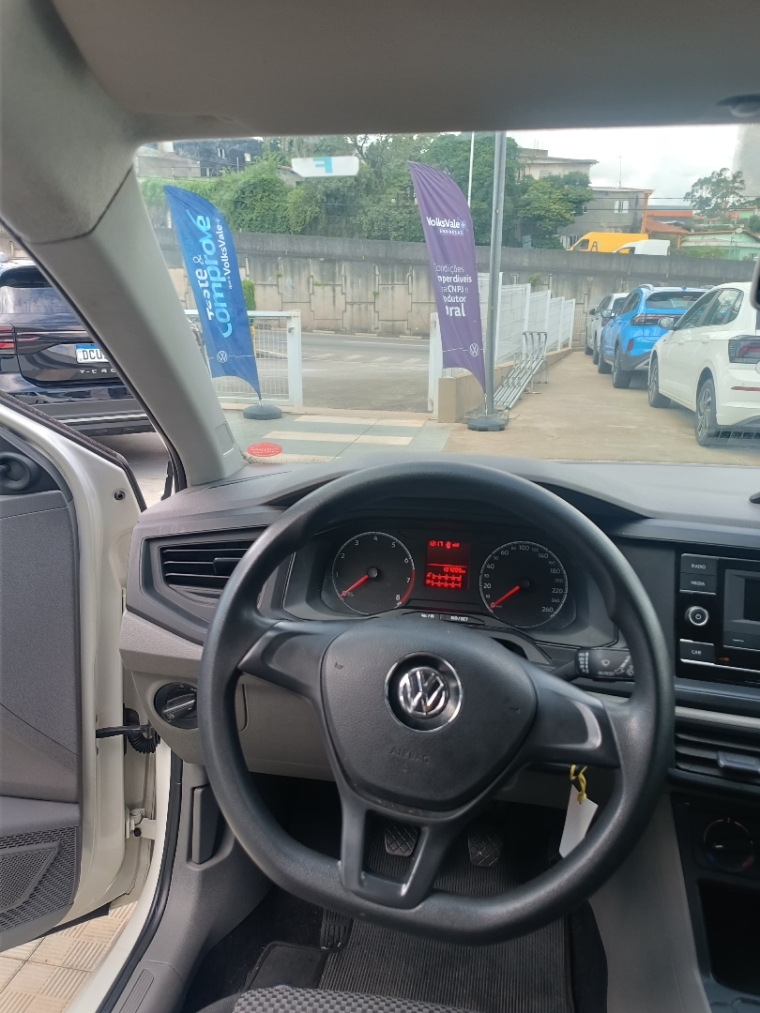 volkswagen polo 1.6 msi total flex manual 2018
