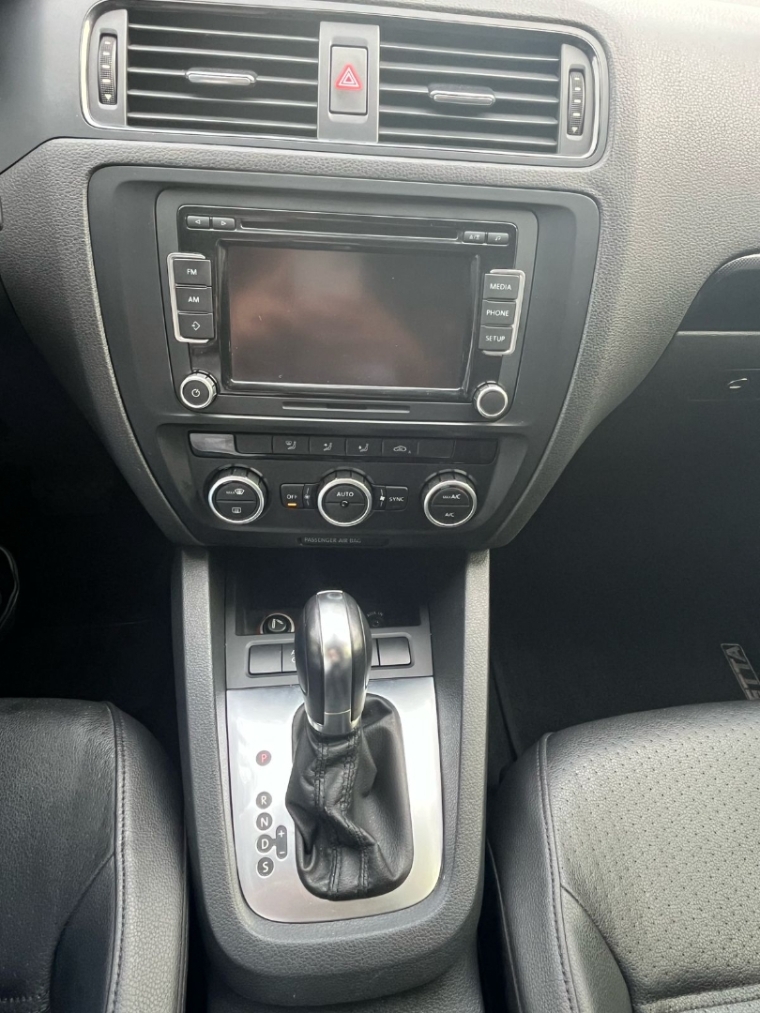 volkswagen jetta 2.0 comfortline flex 4p tiptronic 2014