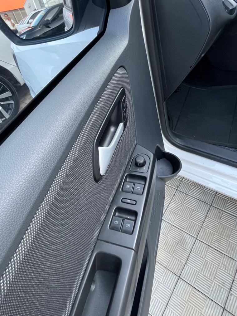 volkswagen fox 1.6 msi run 8v flex 4p manual 2017