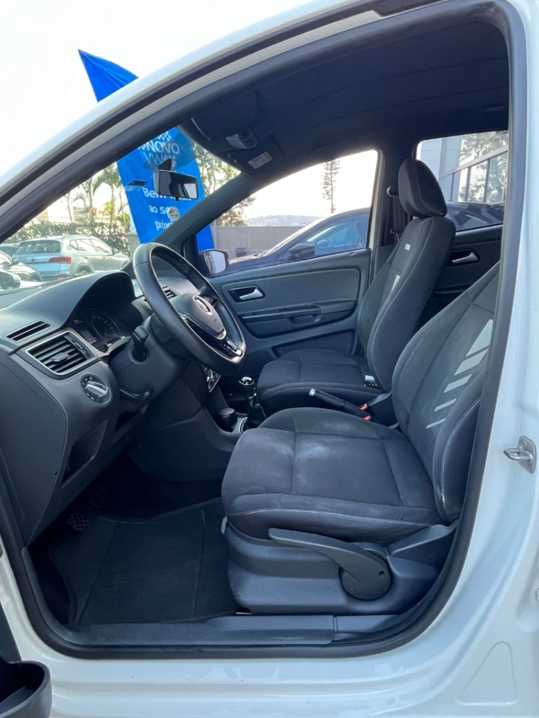 volkswagen fox 1.6 msi run 8v flex 4p manual 2017