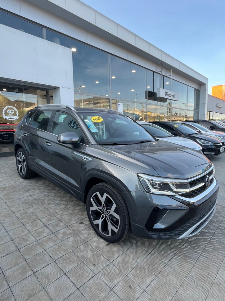 volkswagen taos 1.4 250 tsi total flex highline automatico 4p 2025