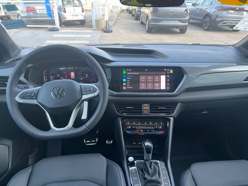 volkswagen taos 1.4 250 tsi total flex highline automatico 4p 2025