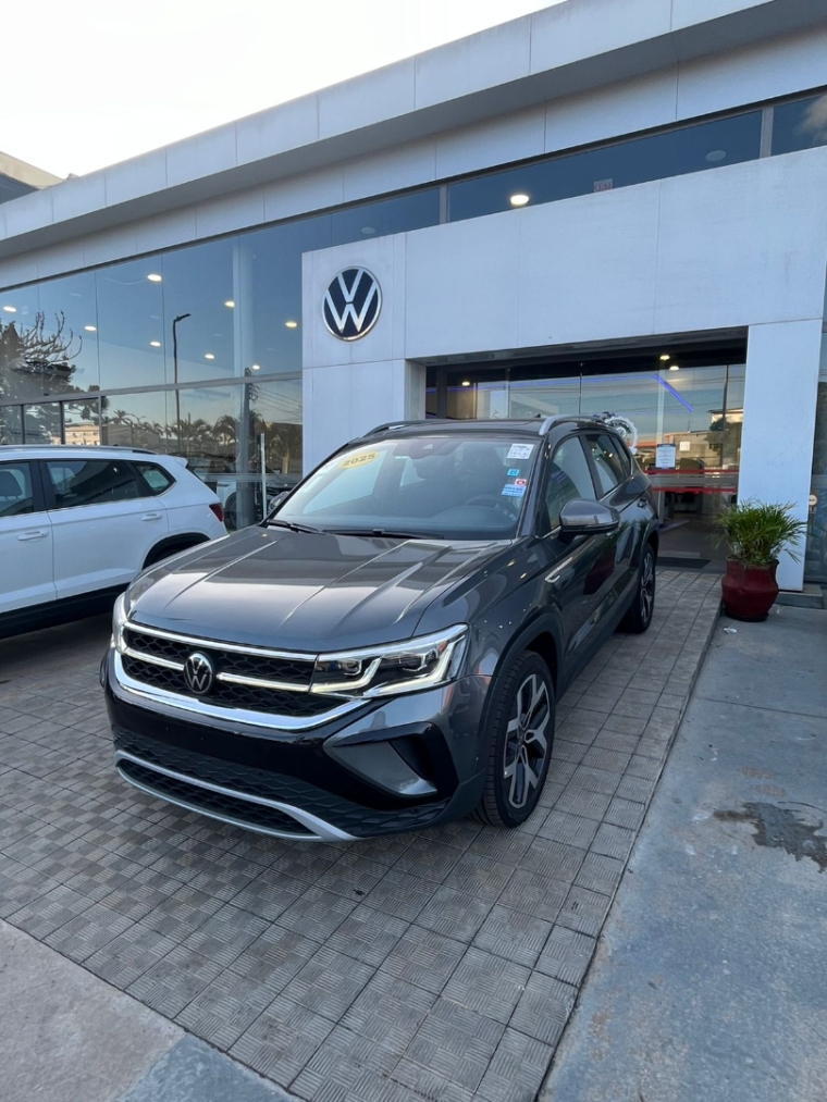volkswagen taos 1.4 250 tsi total flex highline automatico 4p 2025