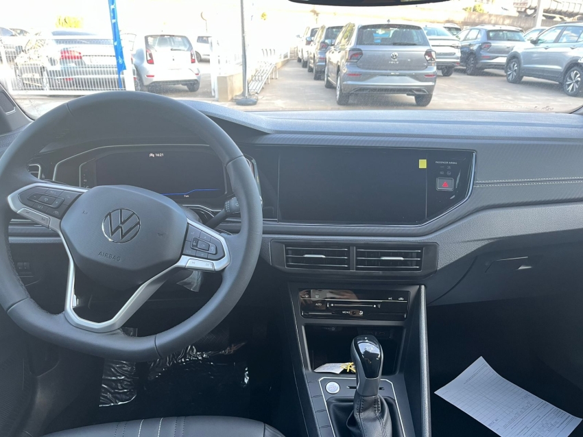 volkswagen nivus 1.0 200 tsi total flex highline automatico 4p 2026