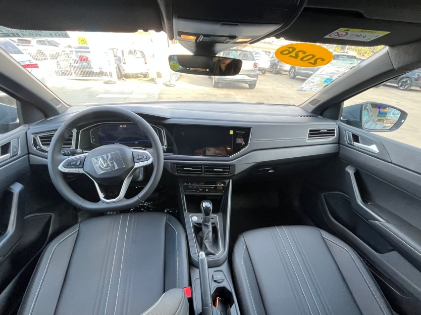 volkswagen nivus 1.0 200 tsi total flex highline automatico 4p 2026