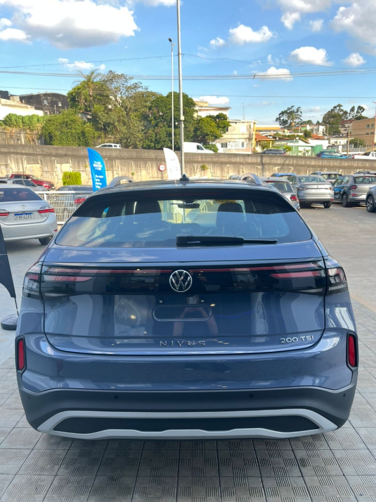 volkswagen nivus 1.0 200 tsi total flex highline automatico 4p 2026
