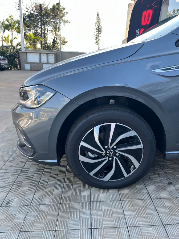 volkswagen polo 1.0 170 tsi highline automatico flex 4p 2025