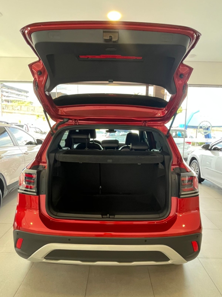 volkswagen t-cross 1.4 250 tsi total flex highline automatico 4p 2025
