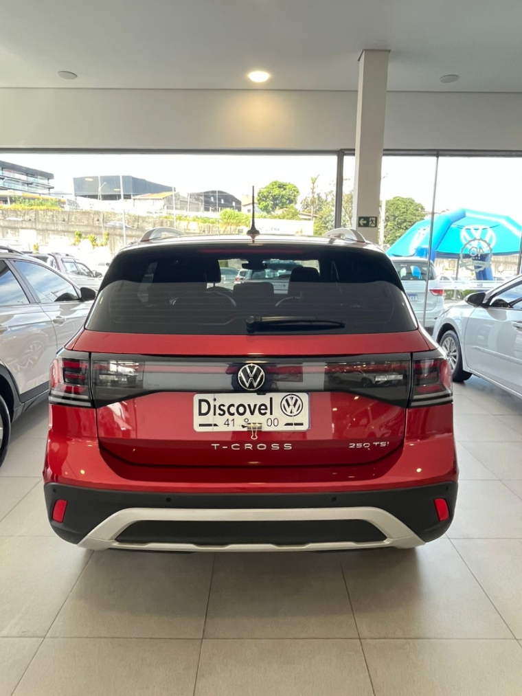 volkswagen t-cross 1.4 250 tsi total flex highline automatico 4p 2025