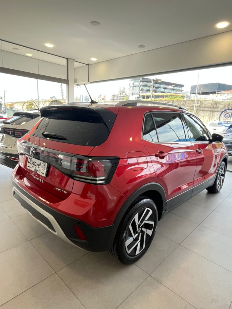 volkswagen t-cross 1.4 250 tsi total flex highline automatico 4p 2025