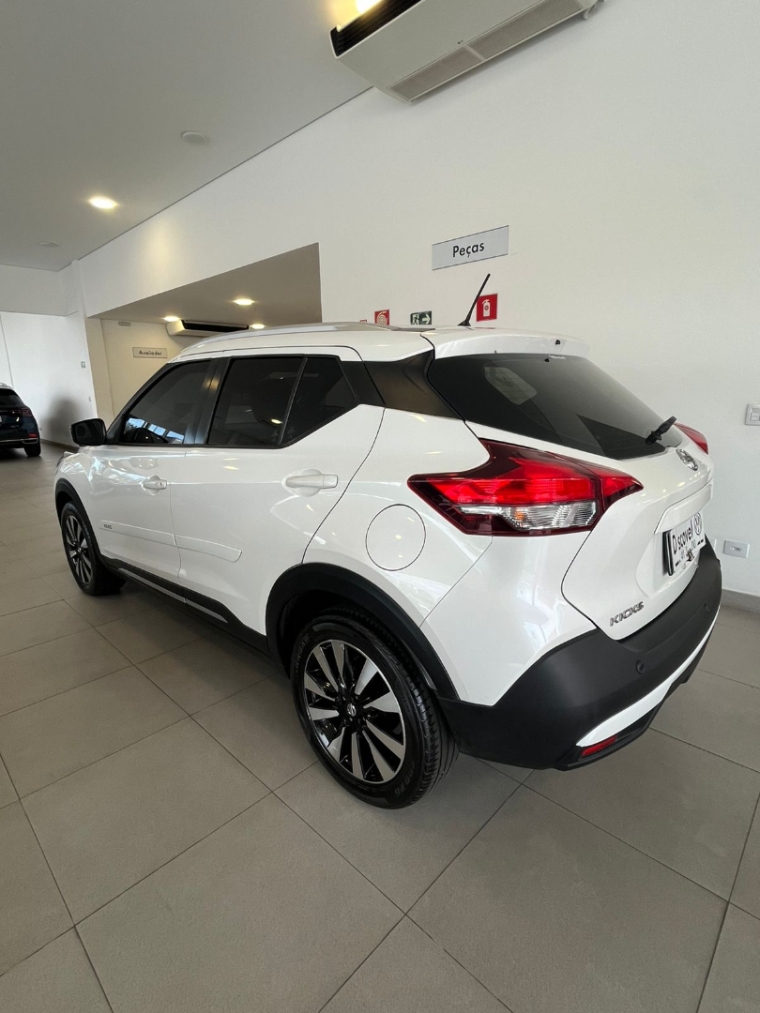 nissan kicks 1.6 16v flexstart sl 4p xtronic flex automatico 2017