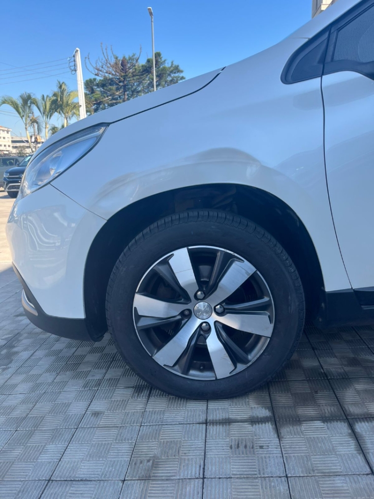 peugeot 2008 1.6 16v flex griffe 4p automatico 2017