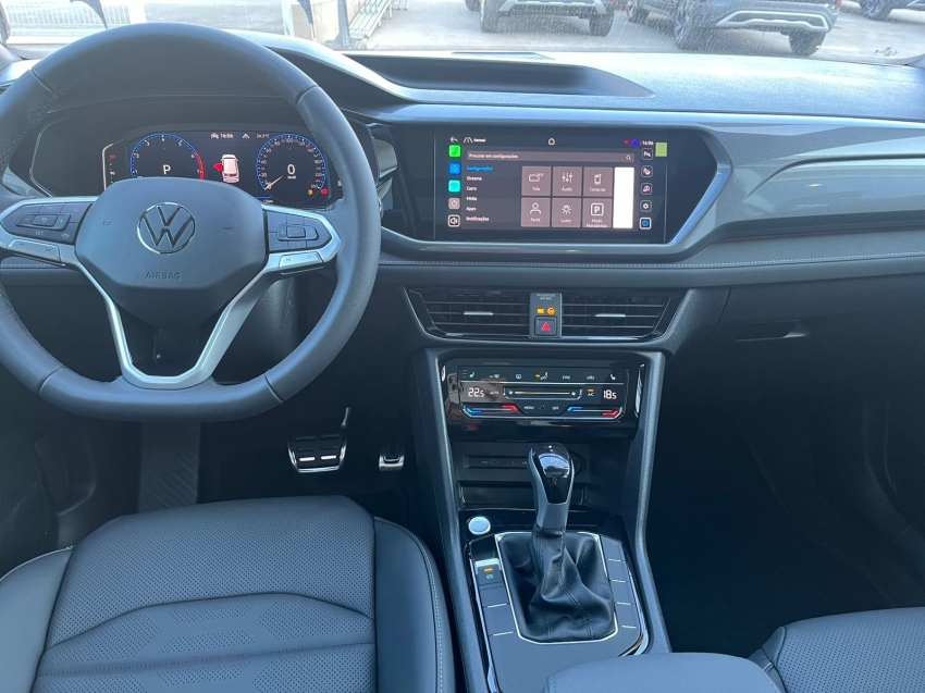volkswagen taos 1.4 250 tsi total flex highline automatico 4p 2025