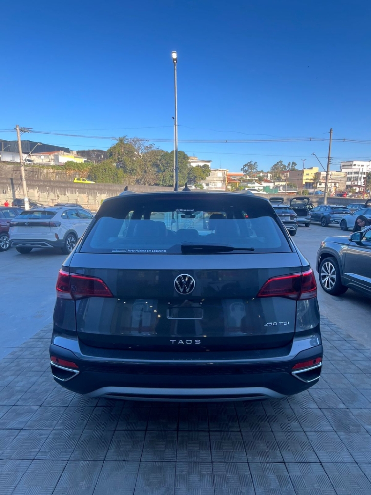 volkswagen taos 1.4 250 tsi total flex highline automatico 4p 2025