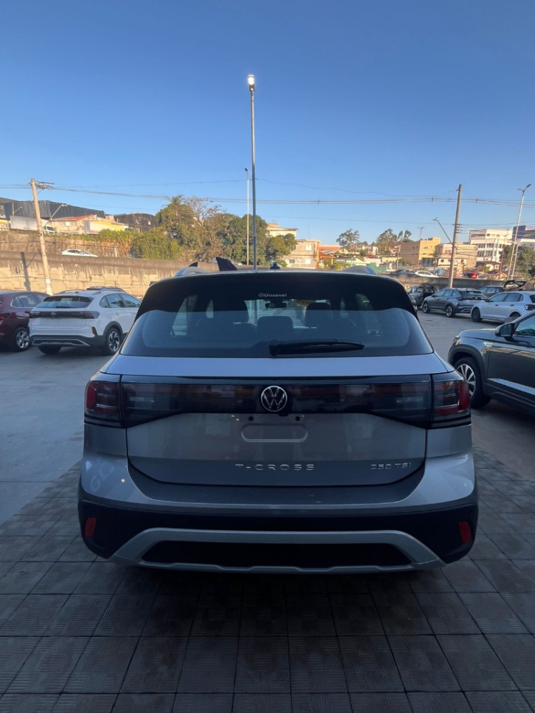 volkswagen t-cross 1.4 250 tsi total flex highline automatico 4p 2025