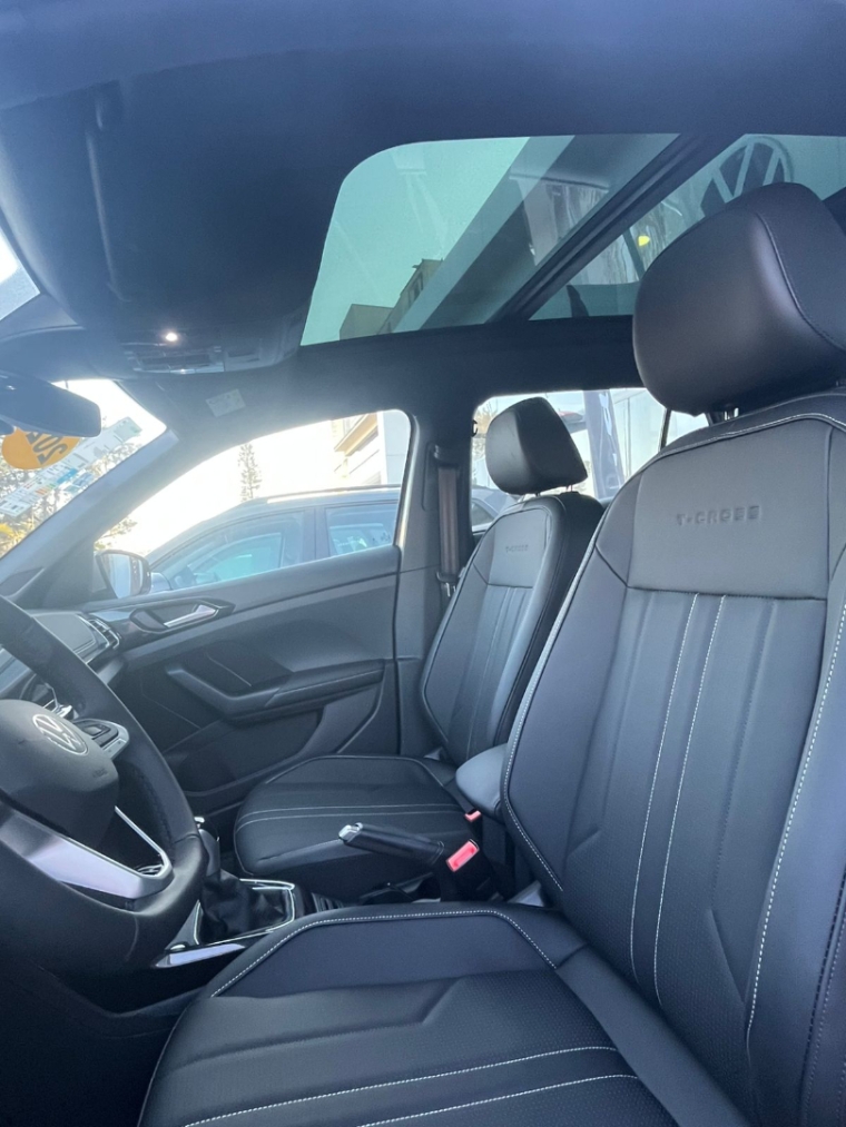 volkswagen t-cross 1.4 250 tsi total flex highline automatico 4p 2025