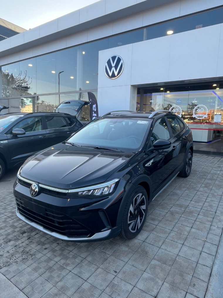 volkswagen nivus 1.0 200 tsi total flex highline automatico 4p 2025