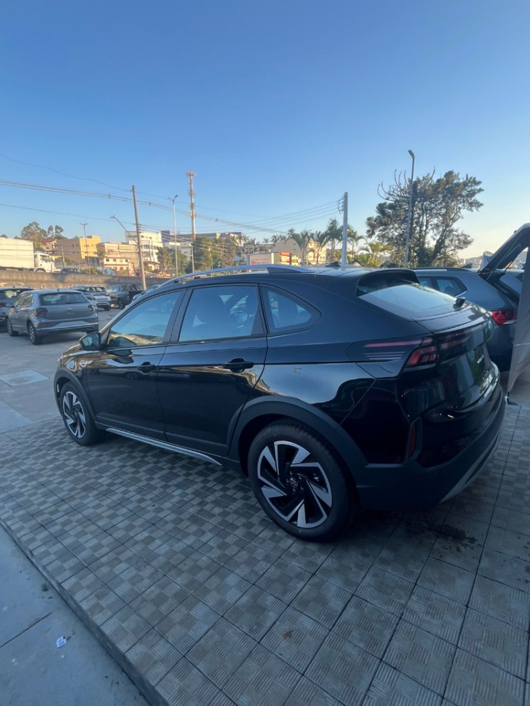 volkswagen nivus 1.0 200 tsi total flex highline automatico 4p 2025