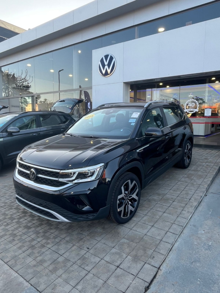 volkswagen taos 1.4 250 tsi total flex highline automatico 4p 2025