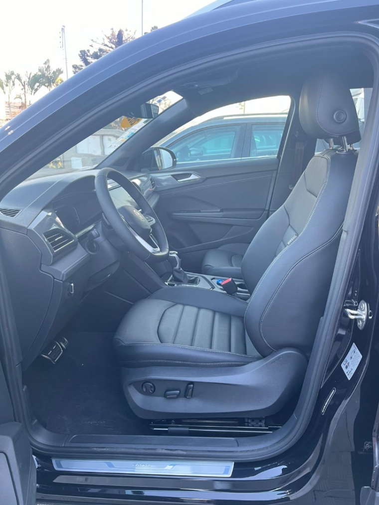 volkswagen taos 1.4 250 tsi total flex highline automatico 4p 2025