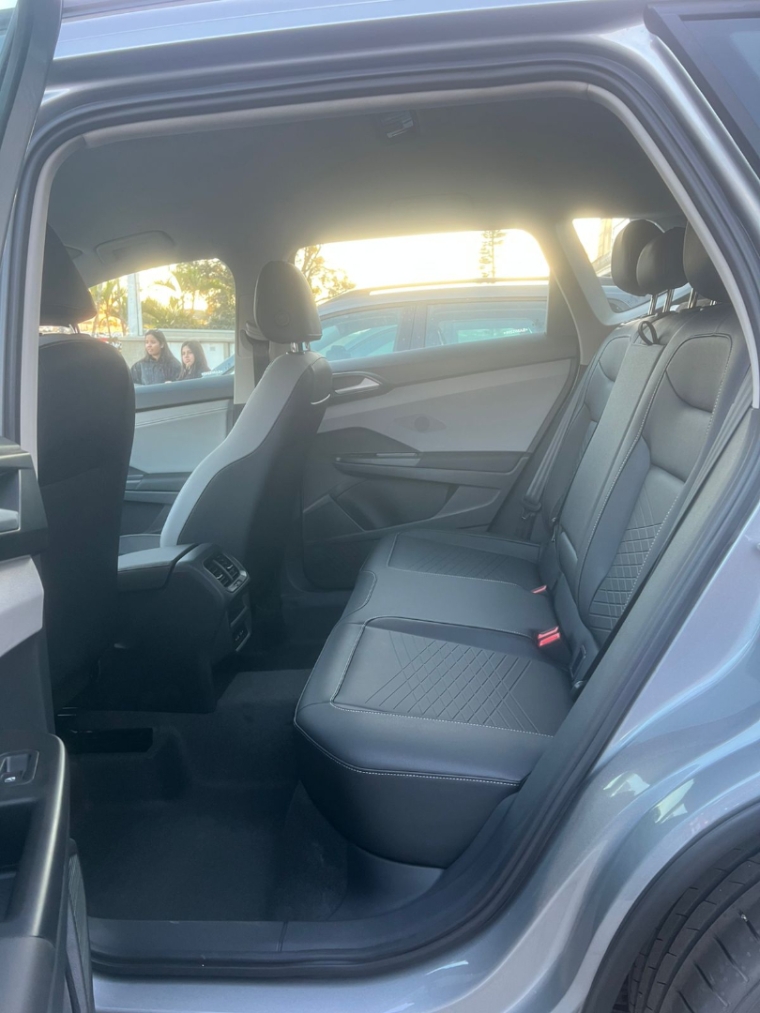 volkswagen taos 1.4 250 tsi total flex comfortline automatico 4p 2025