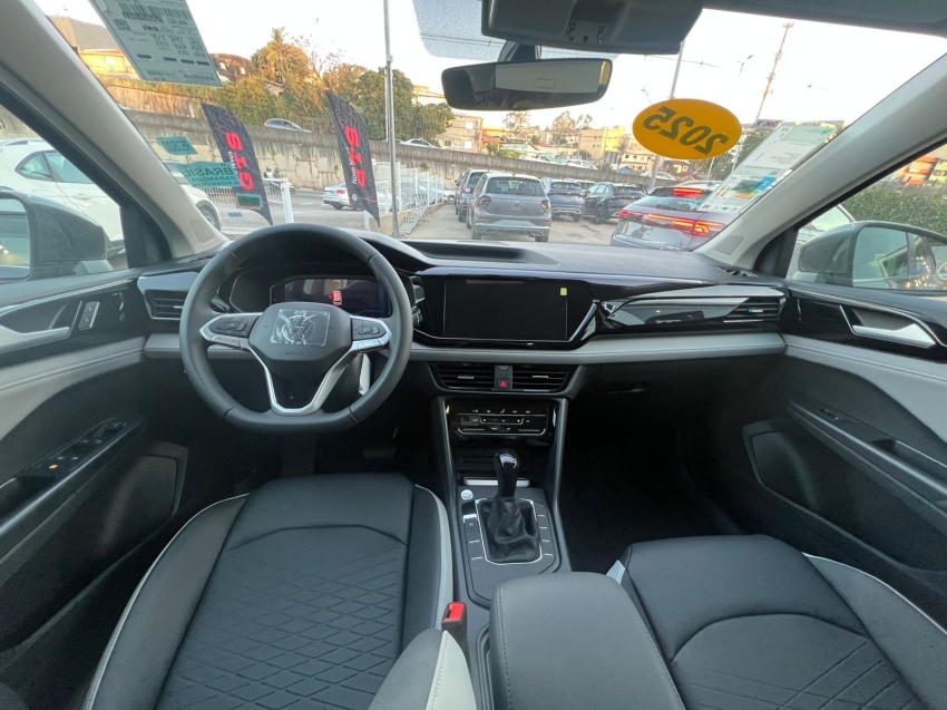 volkswagen taos 1.4 250 tsi total flex comfortline automatico 4p 2025
