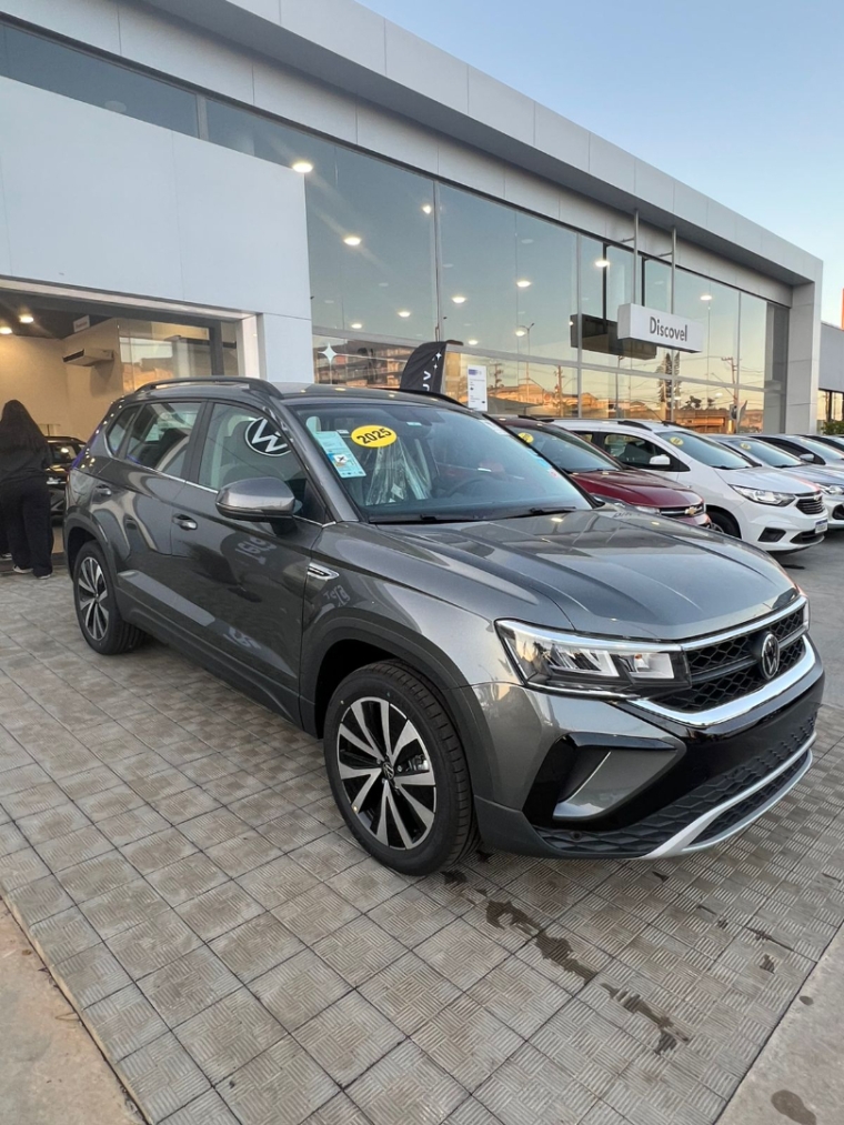 volkswagen taos 1.4 250 tsi total flex comfortline automatico 4p 2025