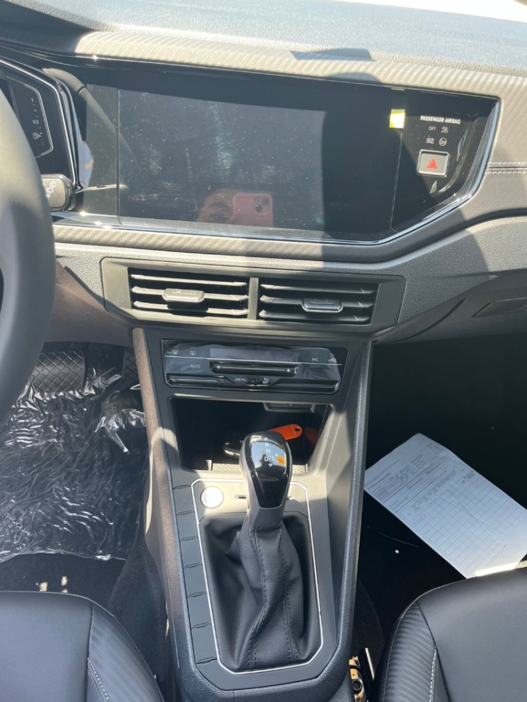 volkswagen nivus 1.0 200 tsi total flex highline automatico 4p 2025