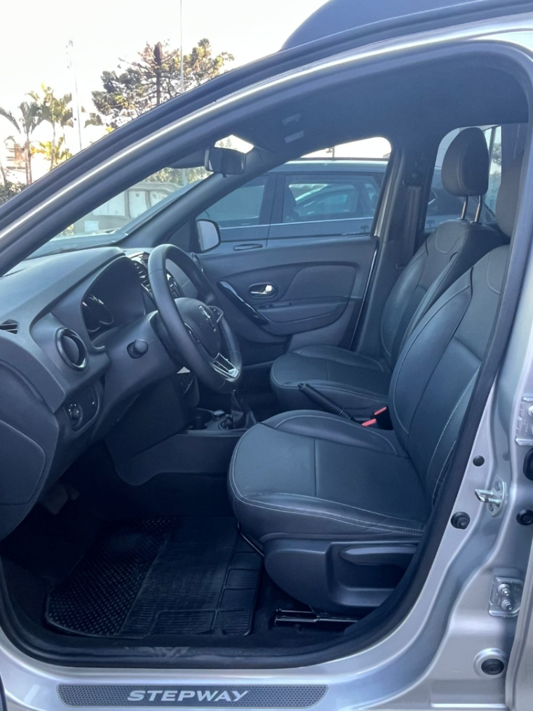 renault sandero 1.0 12v sce flex stepway zen manual 4p automatico 2024