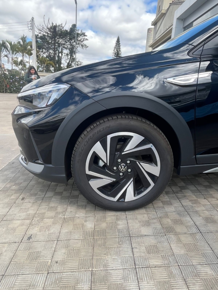 volkswagen nivus 1.0 200 tsi total flex highline automatico.6