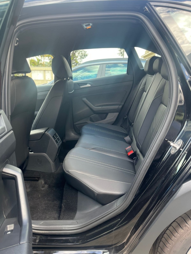 volkswagen nivus 1.0 200 tsi total flex highline automatico.5