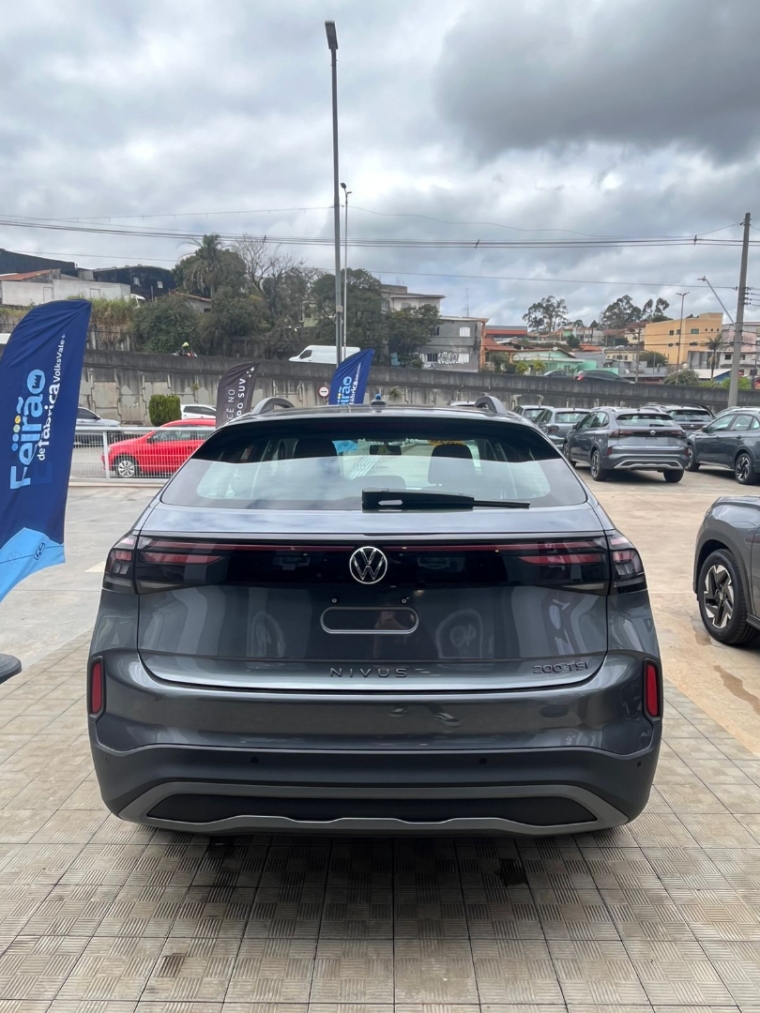 volkswagen nivus 1.0 200 tsi total flex comfortline automatico 4p 2026