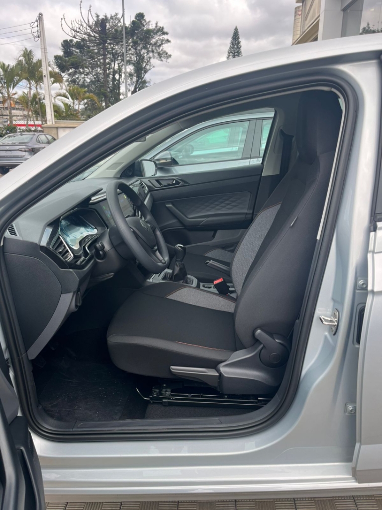 volkswagen polo 1.0 mpi track manual.4