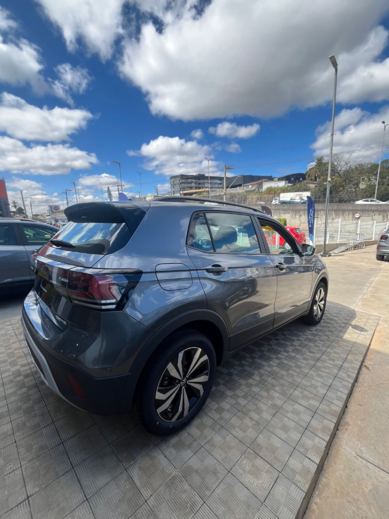 volkswagen t-cross 1.0 200 tsi total flex automatico 4p 2026