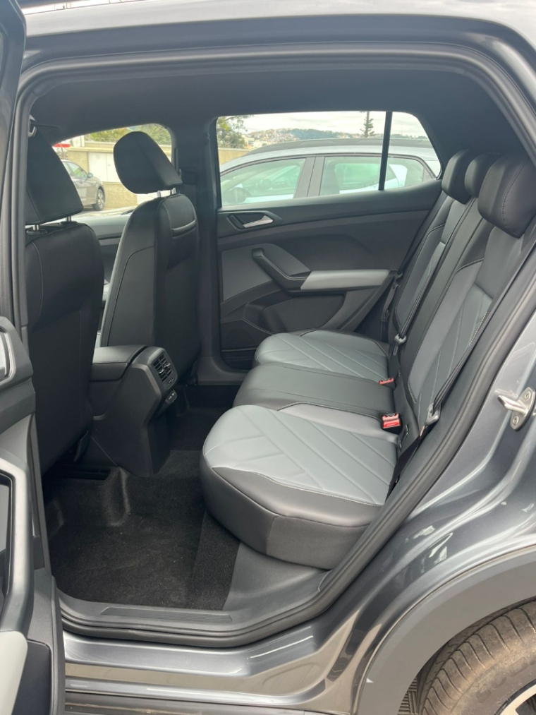 volkswagen t-cross 1.0 200 tsi total flex comfortline automatico 4p 2025