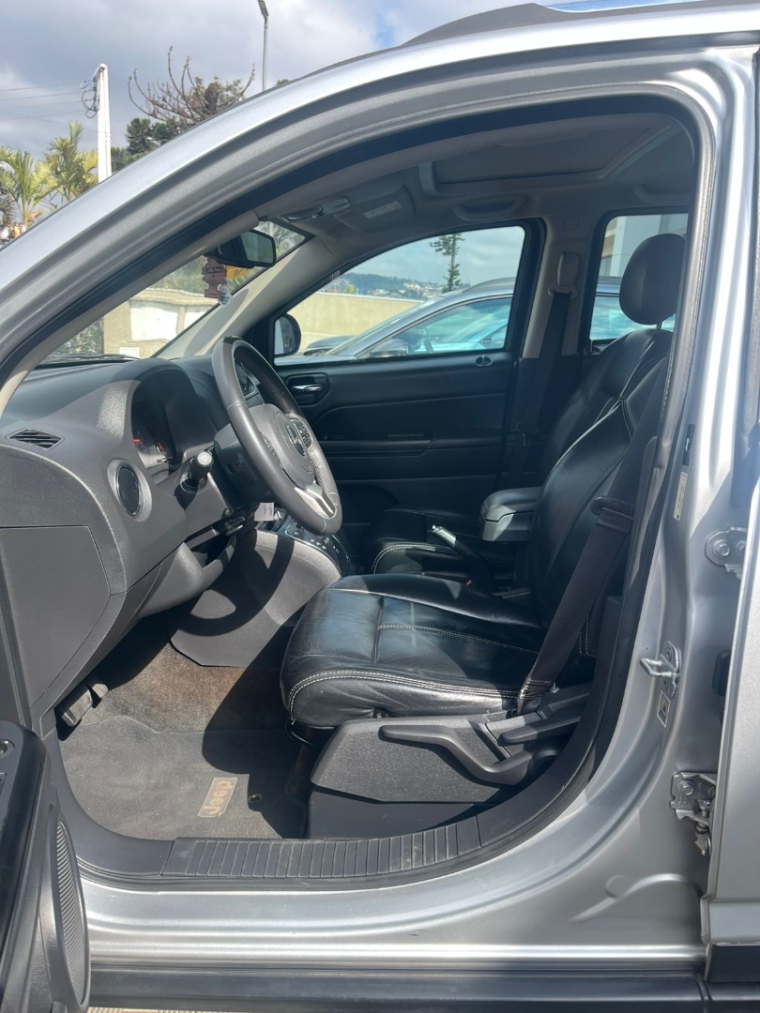jeep compass 2.0 sport 4x2 16v gasolina 4p automatico 2013