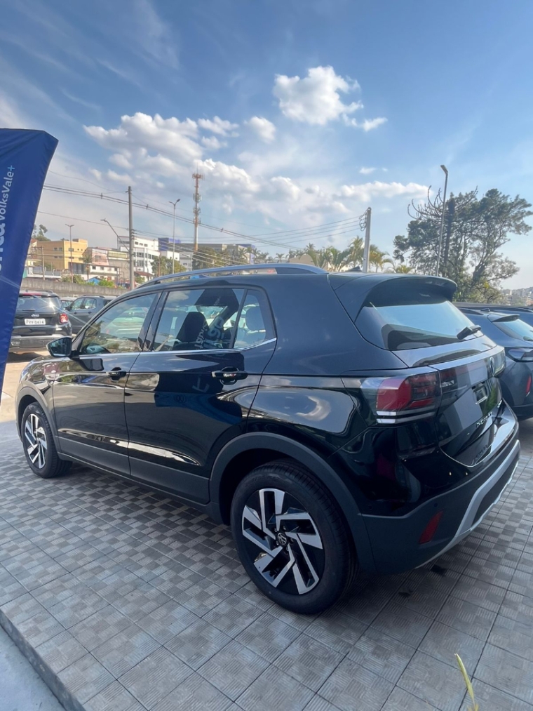 volkswagen t-cross 1.4 250 tsi total flex highline automatico 4p 2026