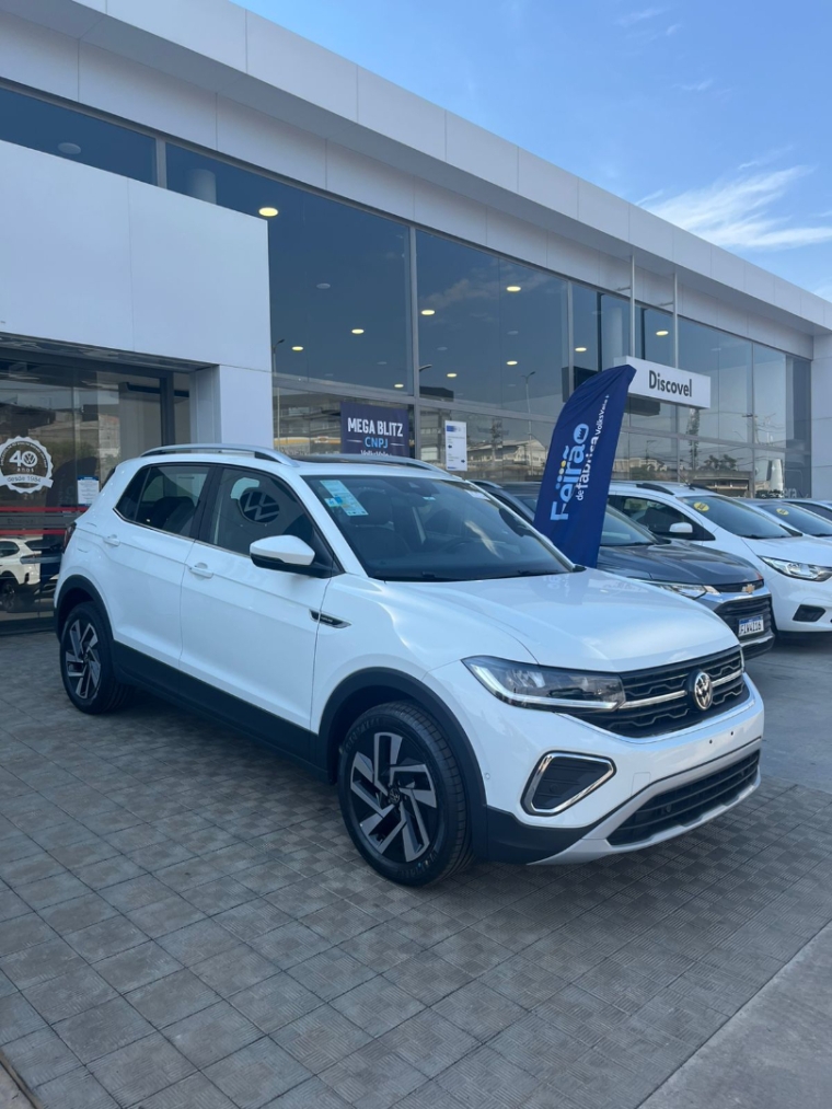 volkswagen t-cross 1.4 250 tsi total flex highline automatico 4p 2026