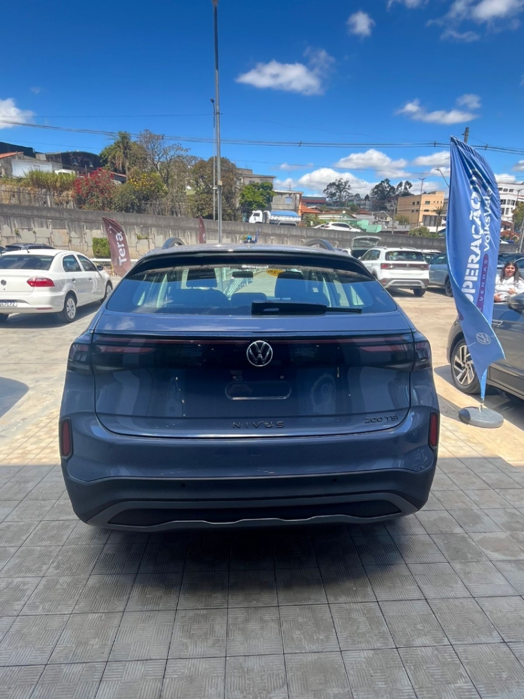 volkswagen nivus 1.0 200 tsi total flex comfortline automatico 4p 202610