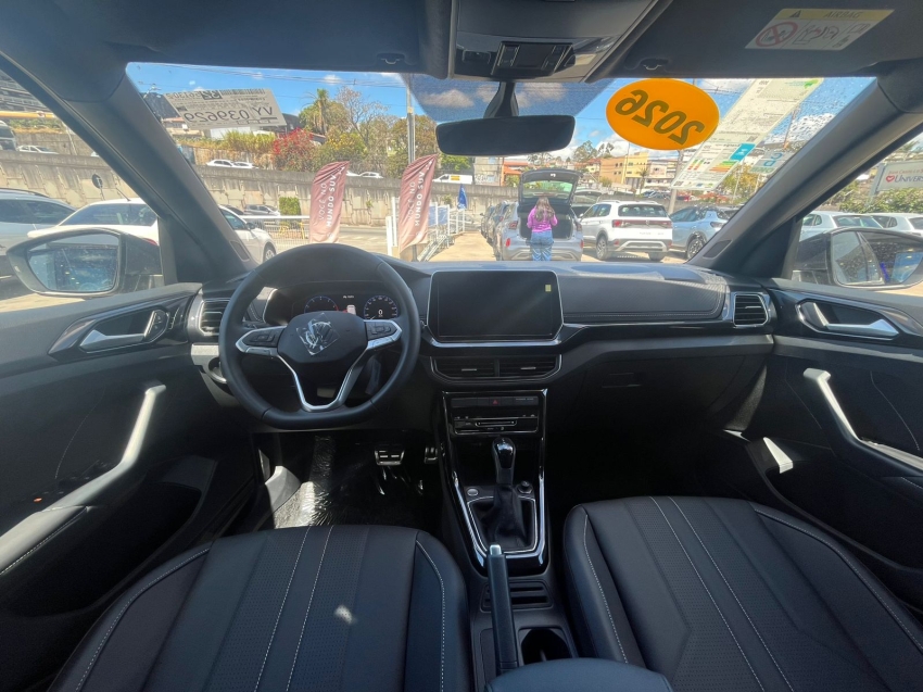 volkswagen t-cross 1.4 250 tsi total flex highline automatico 4p 2026