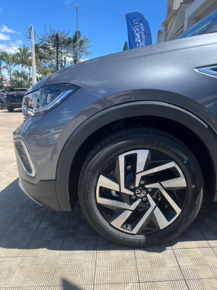 volkswagen t-cross 1.4 250 tsi total flex highline automatico 4p 2026