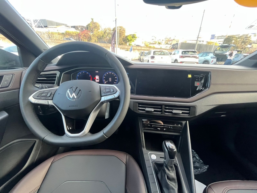 volkswagen virtus 1.0 200 tsi highline automatico flex 4p 2026
